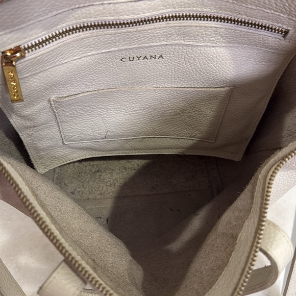 Cuyana Pebbled Leather Carryall Tote - Picture 3 of 8